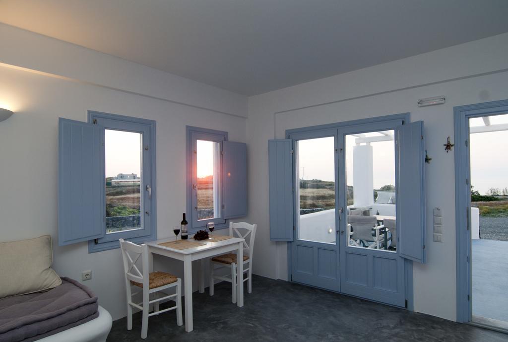 Sun Anemos Resort Oia  Exterior photo