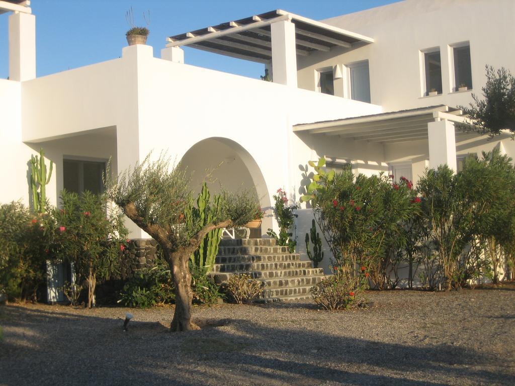 Sun Anemos Resort Oia  Exterior photo