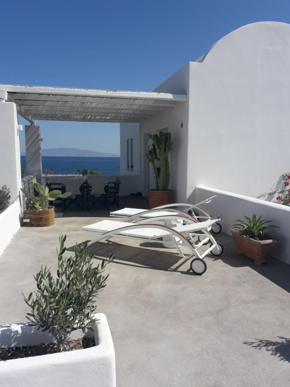 Sun Anemos Resort Oia  Exterior photo