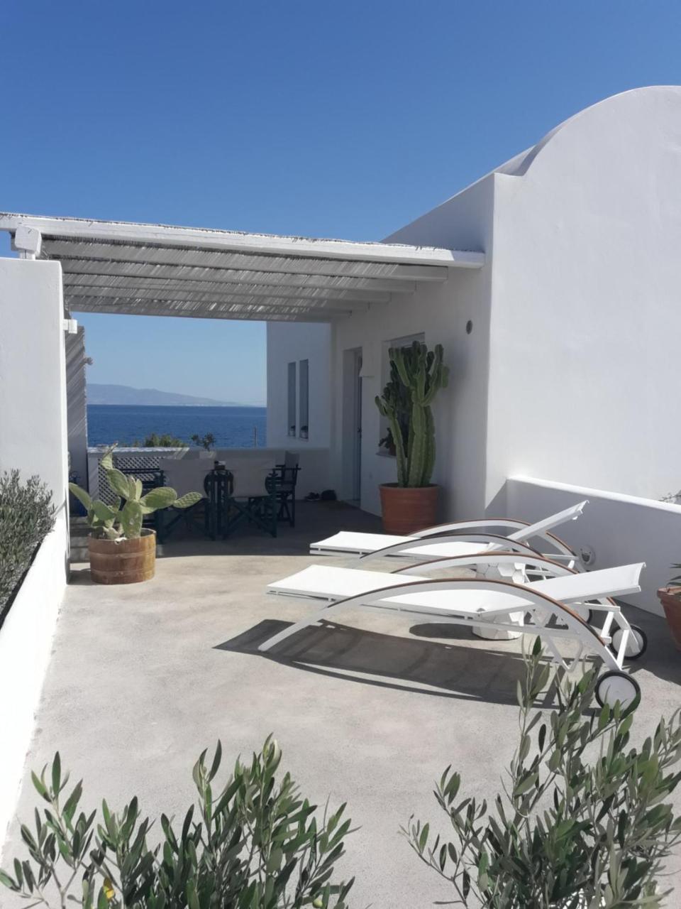 Sun Anemos Resort Oia  Exterior photo