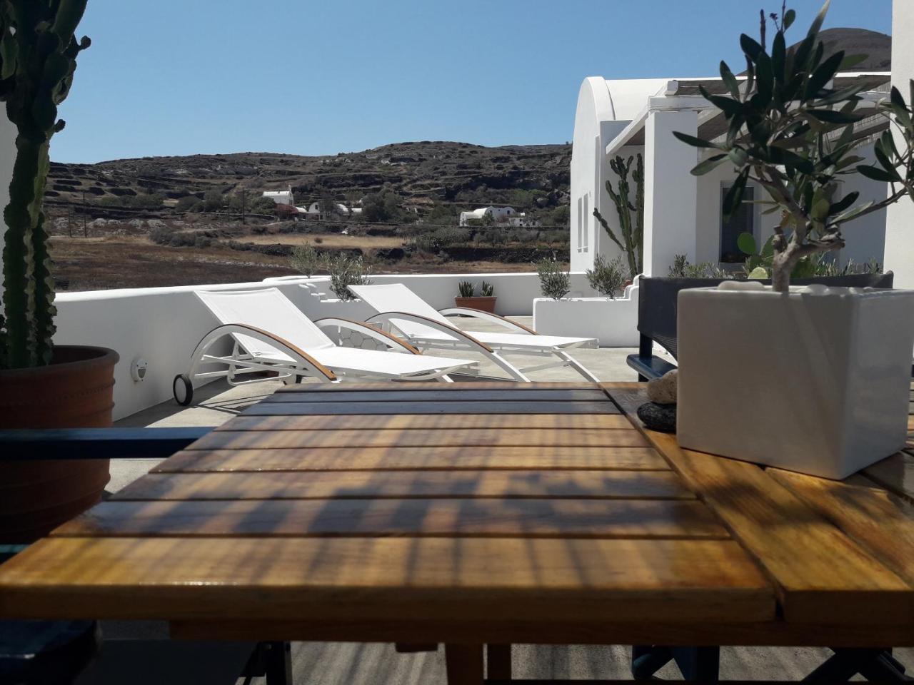 Sun Anemos Resort Oia  Exterior photo