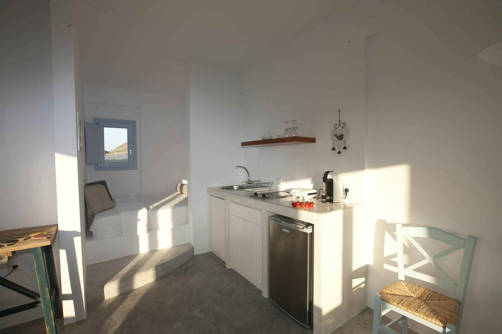Sun Anemos Resort Oia  Exterior photo